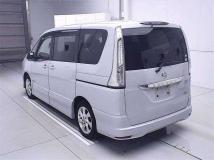 2013 Nissan Serena