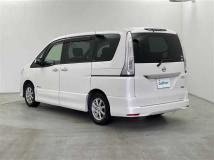 2013 Nissan Serena