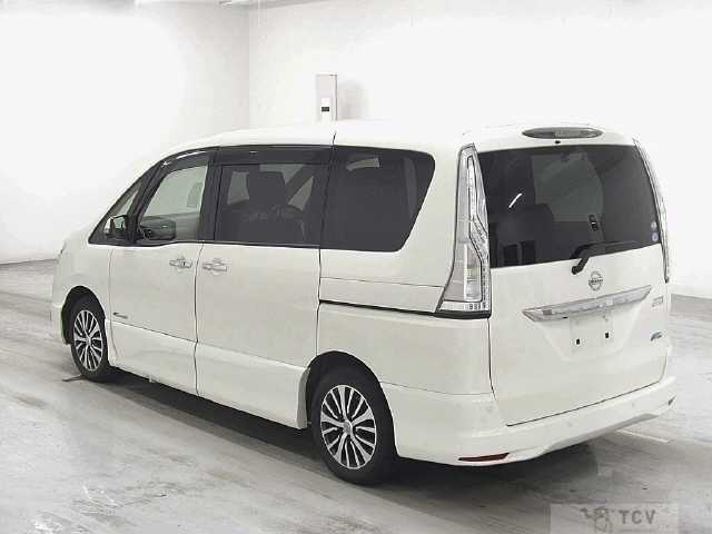 2015 Nissan Serena