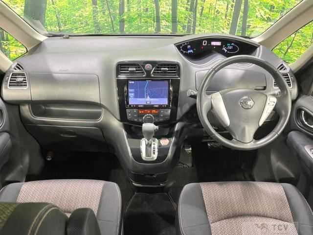 2015 Nissan Serena