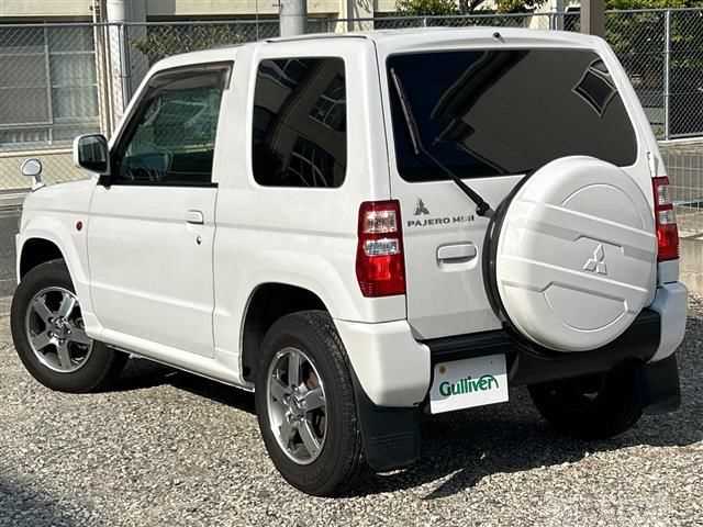 2011 Mitsubishi Pajero Mini