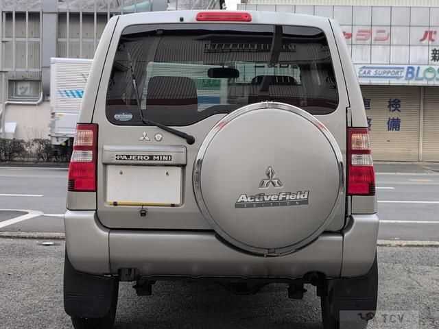 2006 Mitsubishi Pajero Mini