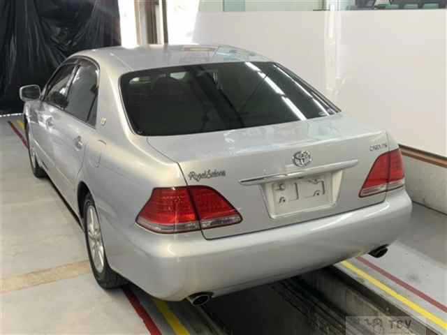 2004 Toyota Crown