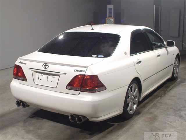 2005 Toyota Crown
