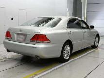 2004 Toyota Crown