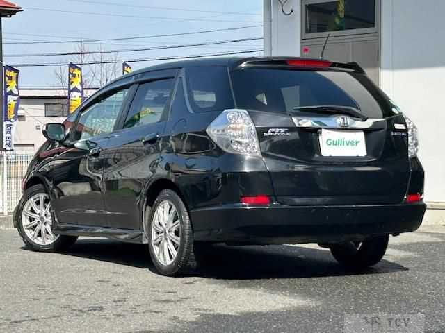 2011 Honda Fit shuttle