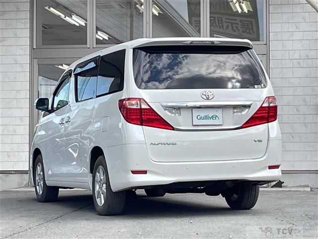 2010 Toyota Alphard