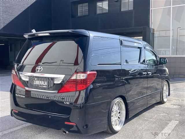 2010 Toyota Alphard