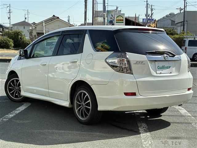 2013 Honda Fit shuttle