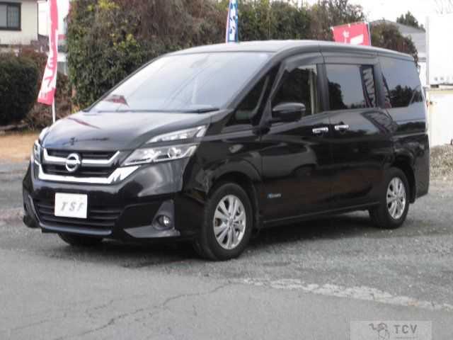 2017 Nissan Serena