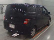 2013 Honda Freed Spike