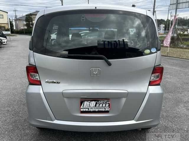 2012 Honda Freed Spike