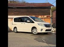 2011 Nissan Serena