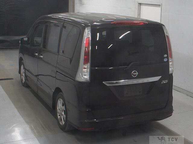 2011 Nissan Serena