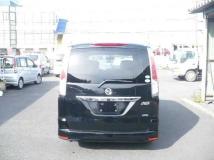 2011 Nissan Serena