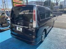 2011 Nissan Serena
