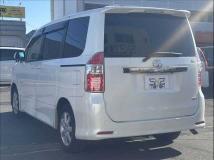 2008 Toyota Noah