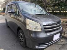 2009 Toyota Noah