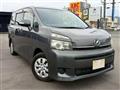 2011 Toyota Voxy