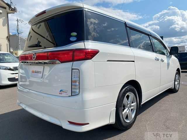 2010 Nissan Elgrand