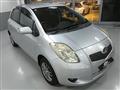 2005 Toyota Vitz