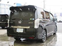 2013 Honda Step WGN