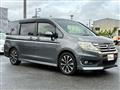 2013 Honda Step WGN