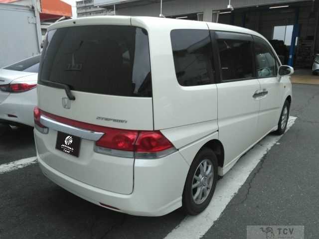 2006 Honda Step WGN
