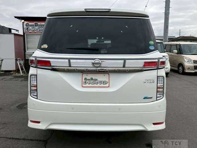 2013 Nissan Elgrand