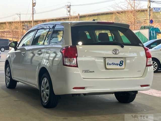 2015 Toyota Corolla Fielder