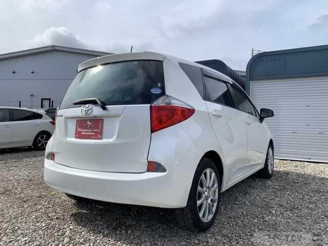 2013 Toyota Ractis