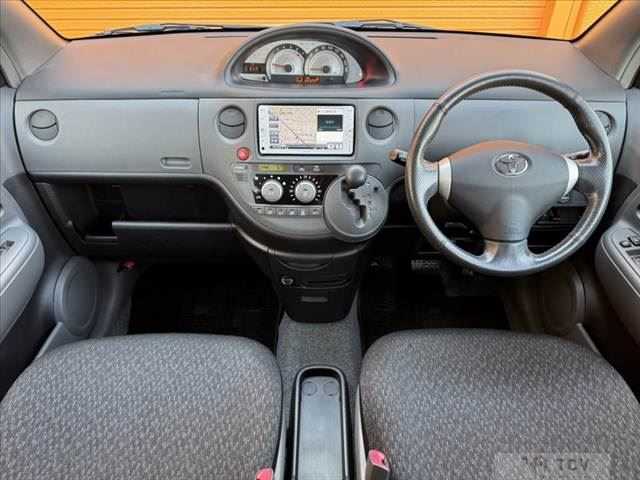 2013 Toyota Sienta