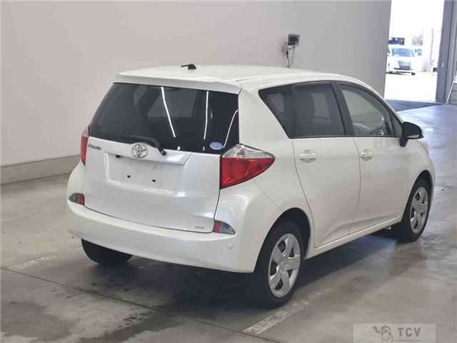 2013 Toyota Ractis