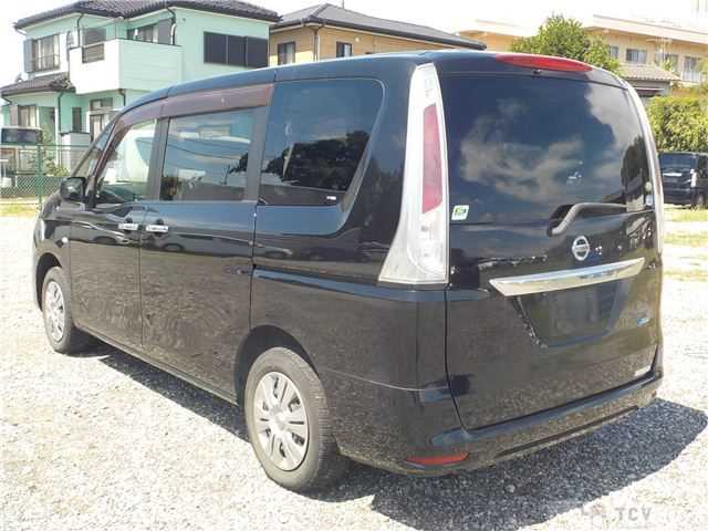 2012 Nissan Serena