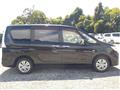 2012 Nissan Serena