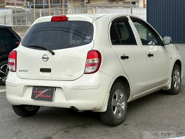 2011 Nissan March