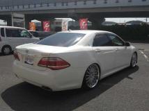 2011 Toyota Crown