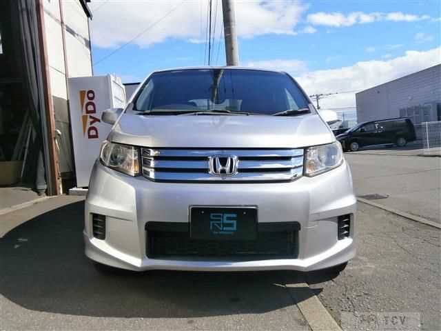2011 Honda Freed Spike