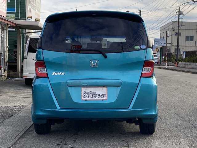 2013 Honda Freed Spike