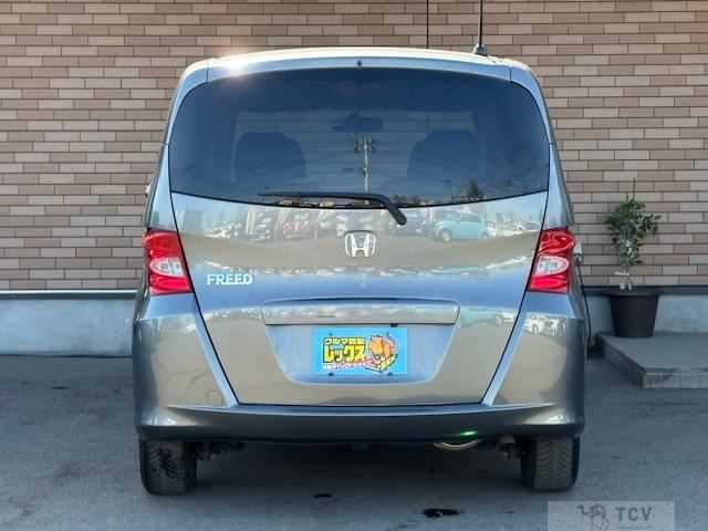 2010 Honda Freed