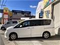 2010 Nissan Serena
