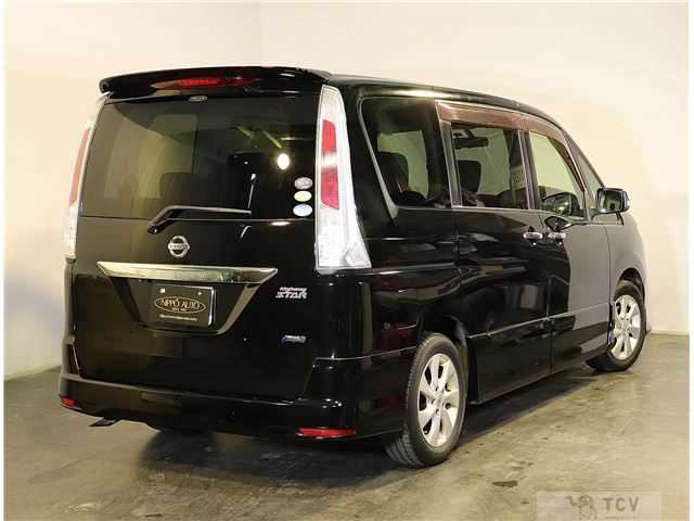 2012 Nissan Serena