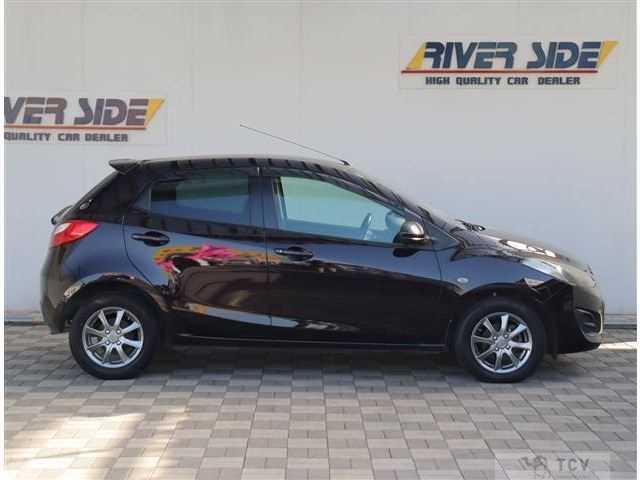 2013 Mazda Demio