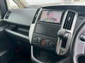 2009 Nissan Serena