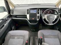 2010 Nissan Serena