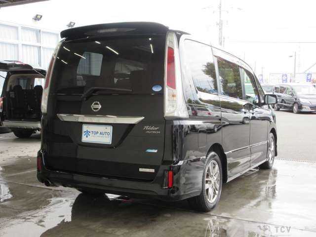 2011 Nissan Serena
