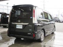 2011 Nissan Serena