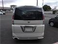 2006 Nissan Serena