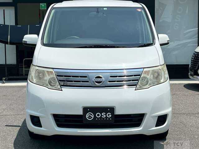 2010 Nissan Serena