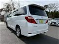 2009 Toyota Alphard
